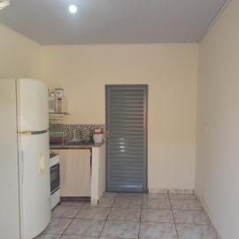 Casa individual com garagem, hotel in Ribeirão Preto