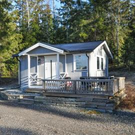 Amazing Home In Grums With Wifi, hotel di Grums