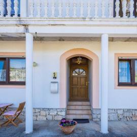 Cozy Apartment Hortenzija, hotel u gradu Zaton