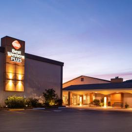 Best Western Plus Bradford Inn、ブラッドフォードのホテル