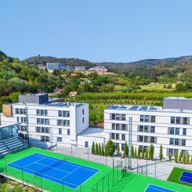 Apartmani Fruški Cvet - Fruške Terme, hotel en Vrdnik