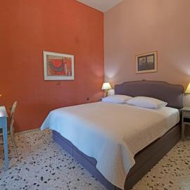 Villa Sophia, hotel Karavostamo városában
