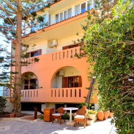 Anthoula Sunrise, hotel in Kokkini Khanion