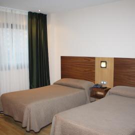 Hotel Mar de Plata โรงแรมในซาร์เรีย