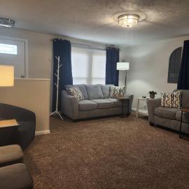 Modern and Cozy Space Near Columbus Attractions, hotel in Columbus