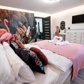 ÚJ - Emili Apartman Miskolctapolca - 27 főre, hotel in Miskolctapolca