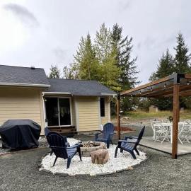 Pa Blue Mtn Bungalow, Hotel in Port Angeles