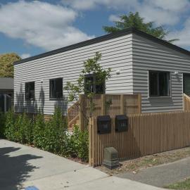 Evolve! Brand new home on Pioneer mins from PN CBD, hotel in Palmerston North