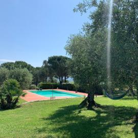 Tenuta IL RIFUGIO, hotel i Buriano
