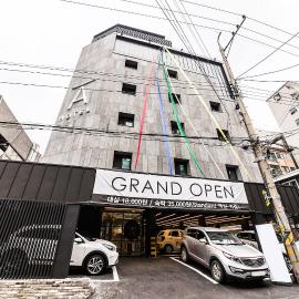 Hotel A