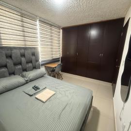 Hermosa habitación a una cuadra del Ventura Plaza 3, хотел в Кукута