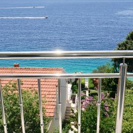 La Perla Adriatica apartments Trogir-Seget, hotel in Seget Vranjica