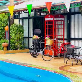 Pruksa Resort Detudom, hotel di Det Udom