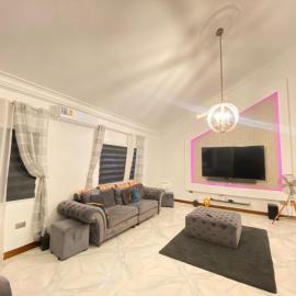 Delim Suite, hotel in Akropong
