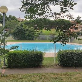 Les Muses - avec entrée autonome, clim neuve, jardin, parking privé & sa piscine ! -