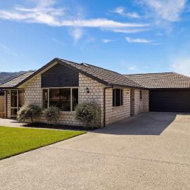 Perfect Cromwell Family Getaway