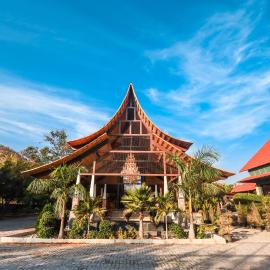 ESTHEREA RESORT & SPA Jaipur, hotel a Bānskhoh