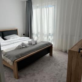 LaLa HOME, viešbutis mieste Oradia
