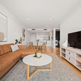 Luxurious Waterfront Unit with Breathtaking Views - Hosted by Canstay