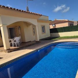 Encarni, hotel em Riumar
