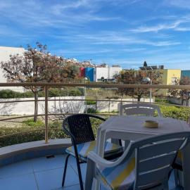 Apartamentos da Orada T1-F124 Marina de Albufeira, hotel v mestu Páteo