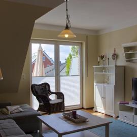 Inselblume 07 - Ferienwohnung mit Hund an der Reiterkoppel, hotel in Neue Tiefe Fehmarn