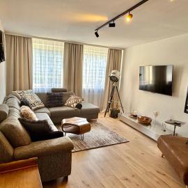 Schwebebahn View Apartment