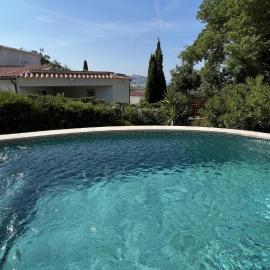 Casa Mas Fumats con piscina terraza y garaje AV-49、セルヴァ・デ・マルのホテル
