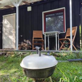 Self Check-in Sauna Cabin next to Hiking Trails, хотел в Kärde
