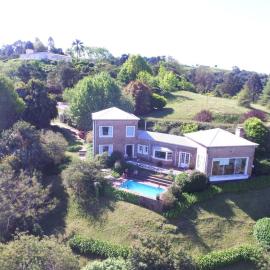 Espectacular casa en Villa Nougues, hotel en Villa Nougues
