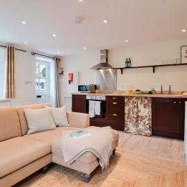 Finest Retreats - Courtside Cottage