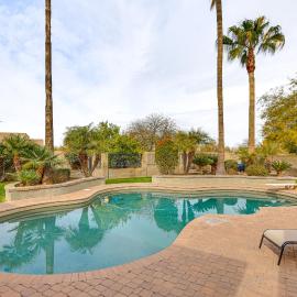 Horsey Hideaway: Ranch House in Cave Creek!, hotel u gradu Kejv Krik