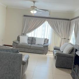 Home 11 Strydom