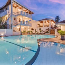 Paradise Holiday Village, khách sạn ở Negombo