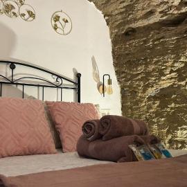Casa Cueva Sol y Luna Setenil, hotel en Setenil de las Bodegas