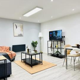 GoldersGreen Apartments by Sleepy