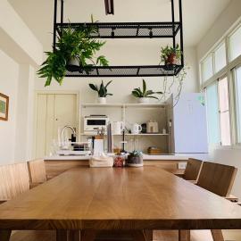 Burabura Cafe Guesthouse, hotel en Donggang