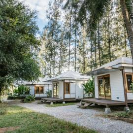 The Farmhouse at Polo Escape, hotel u gradu Ban Pong