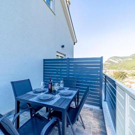 2 Bedroom Beautiful Apartment In Zuljana
