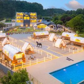 Gapyeong JH PoolVilla & glamping, hotel v mestu Gapyeong