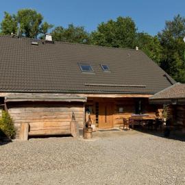 Eifelurlaub - kanadisches Blockstamm Ferienhaus für 12 Personen