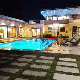 Cristina's Holiday Home, hotel in Tagaytay