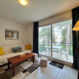 Azur Marin - Wifi, Parking, Piscine, Mer à 2min, viešbutis mieste Pornišė