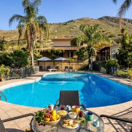 Villa Zagara Swimming Pool and Seaview, hotel en Ficarazzi
