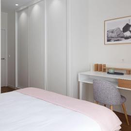 H SUITE2A by Smiling Rentals