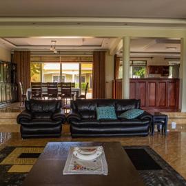 Close to Ziwa Rhino Sanctuary- Butiti Ranch B&B Stay, hotel in Nalakonge