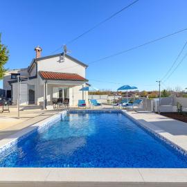 Villa Alba, viešbutis mieste Babići