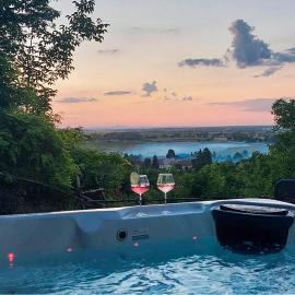 Cozy Home In Draz With House A Panoramic View, hotell i Draž