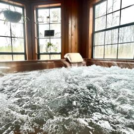 Huckleberry Hideaway, hotel in Minden