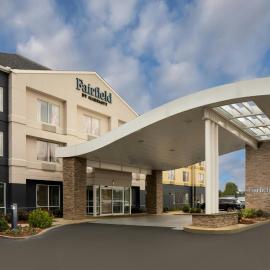 Viesnīca Fairfield Inn & Suites Jackson Airport pilsētā Pērla